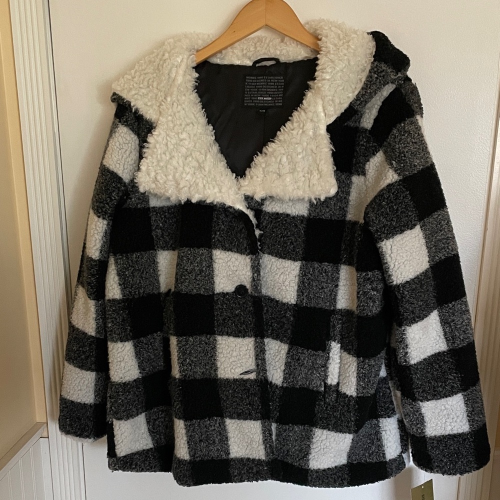 Size XL Steve Madden Black and White Checkered Teddy Jacket NWT